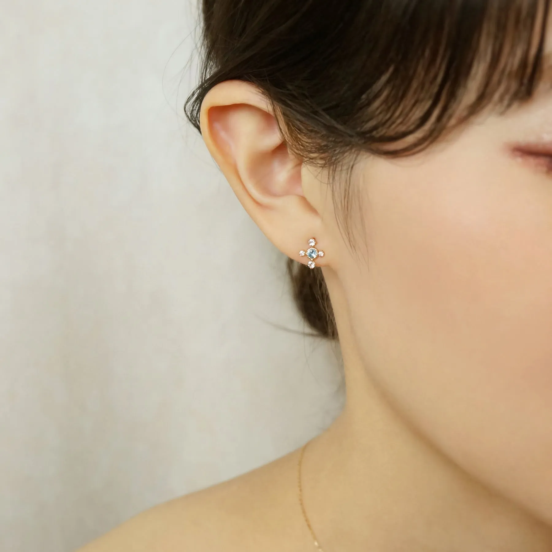 18K/10K Yellow Gold Blue Zircon Stud Earrings