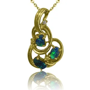 18kt Yellow Gold Black Opal pendant