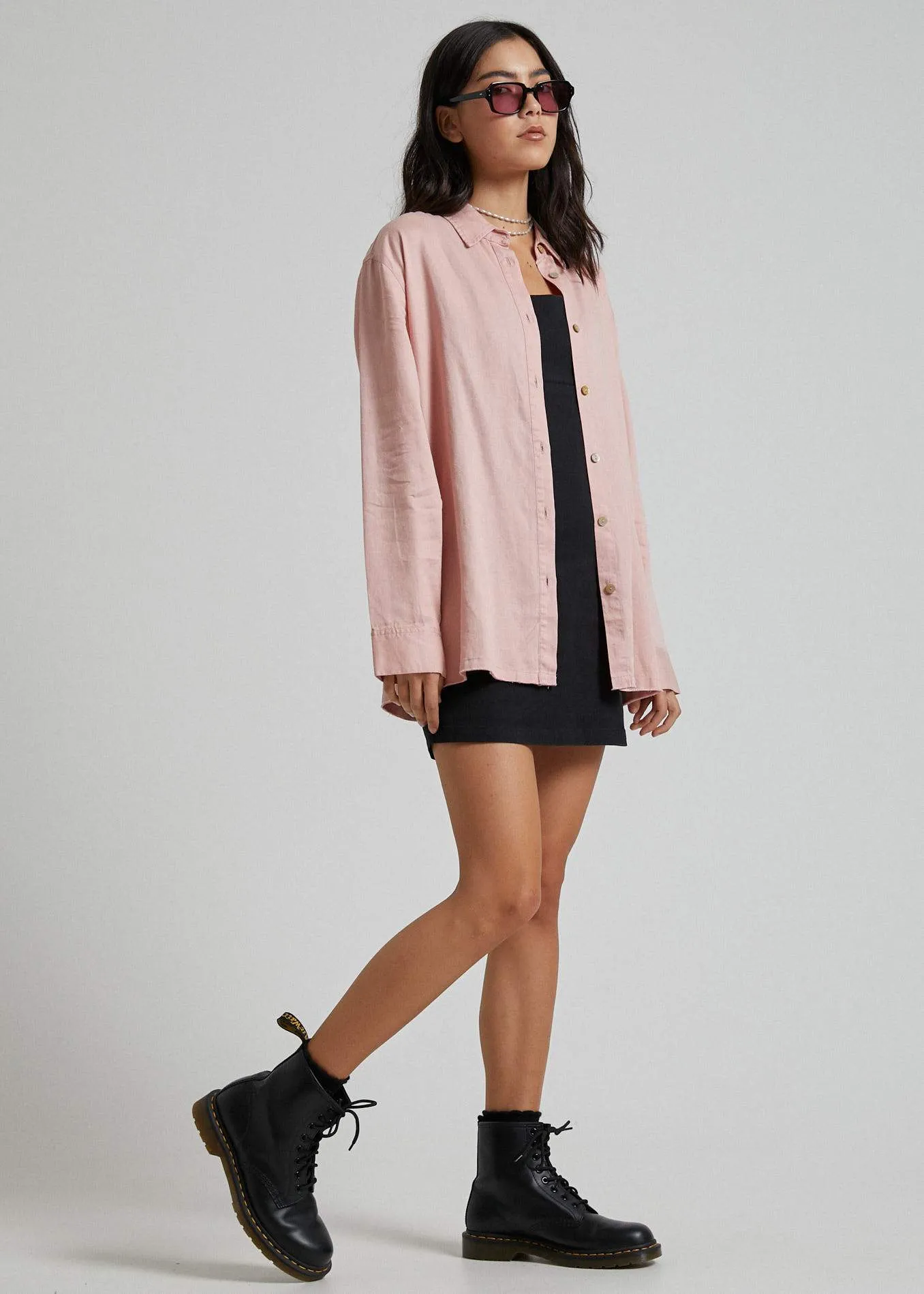 Afends Womens Mia - Hemp Raw Cut Long Sleeve Shirt - Dusty Pink