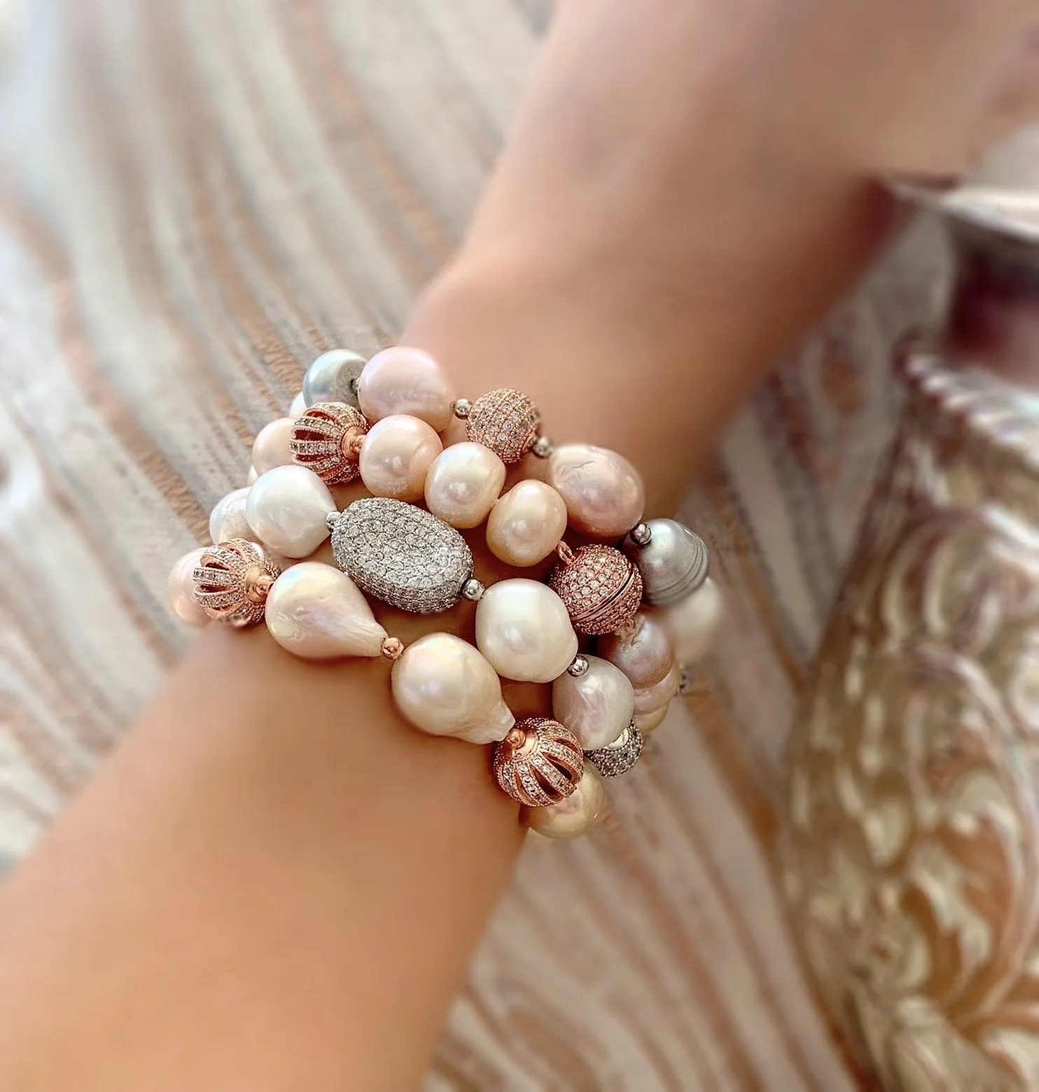 Eloise lavender, grey and white lustrous pearl bracelet