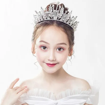 Fashionable Crystal Crowns For Kids - Tiaras for Little Girls - Gold or Silver Color