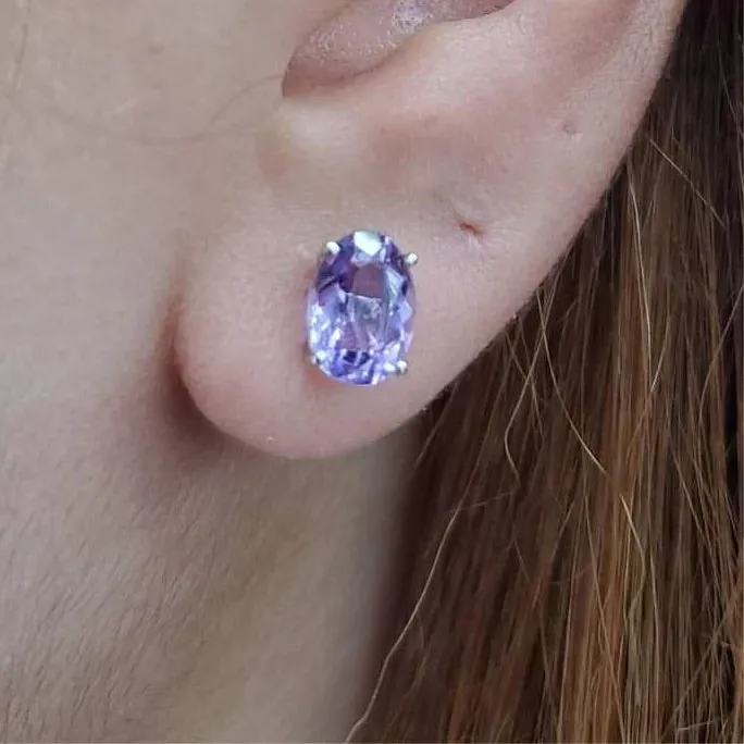 #LoveLVNA | Oval Aquamarine Gemstones Stud Earrings 18kt