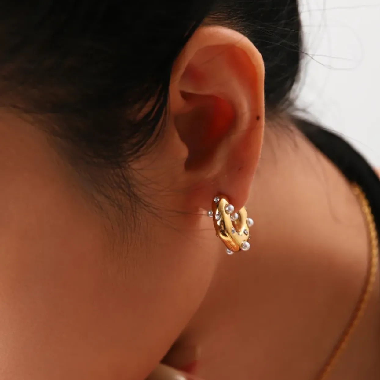 MARGALA - PEARL & CUBIC ZIRCONIA WATERPROOF 18K GOLD EARRINGS