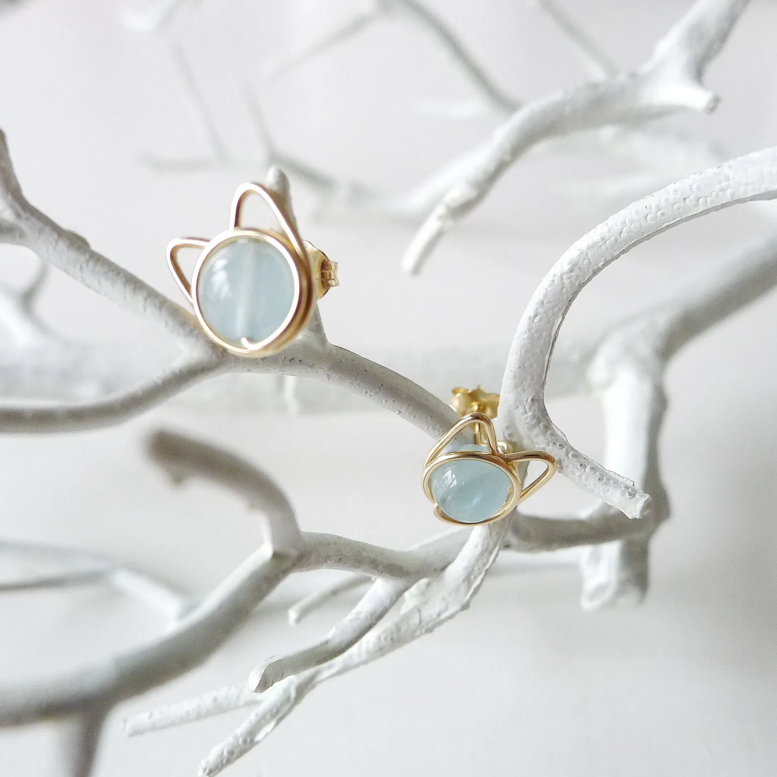 Meowstuds (Medium) / Aquamarine