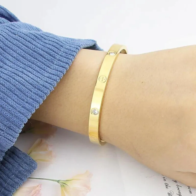 New Design Gold Color Zircon And Cross Nut Nail Bracelet Gold & Bangle  Stainless Steel Screw