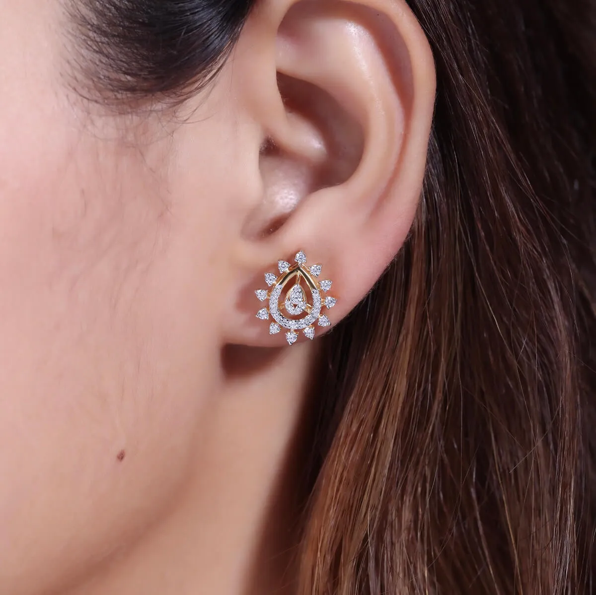 Qyaara Silver Stud Earrings | 22KT Gold Vermeil