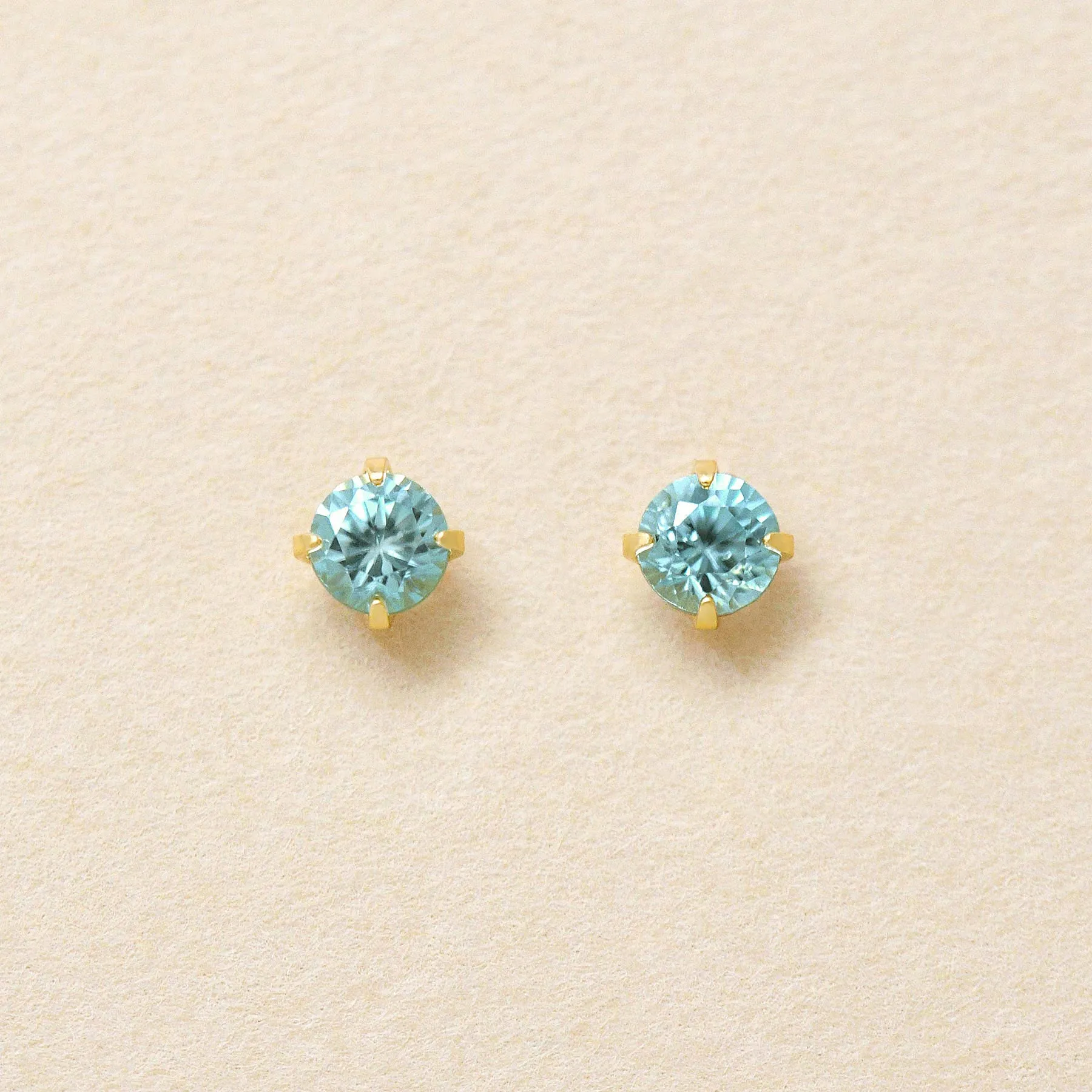 [Second Earrings] 18K Yellow Gold Blue Zircon Earrings