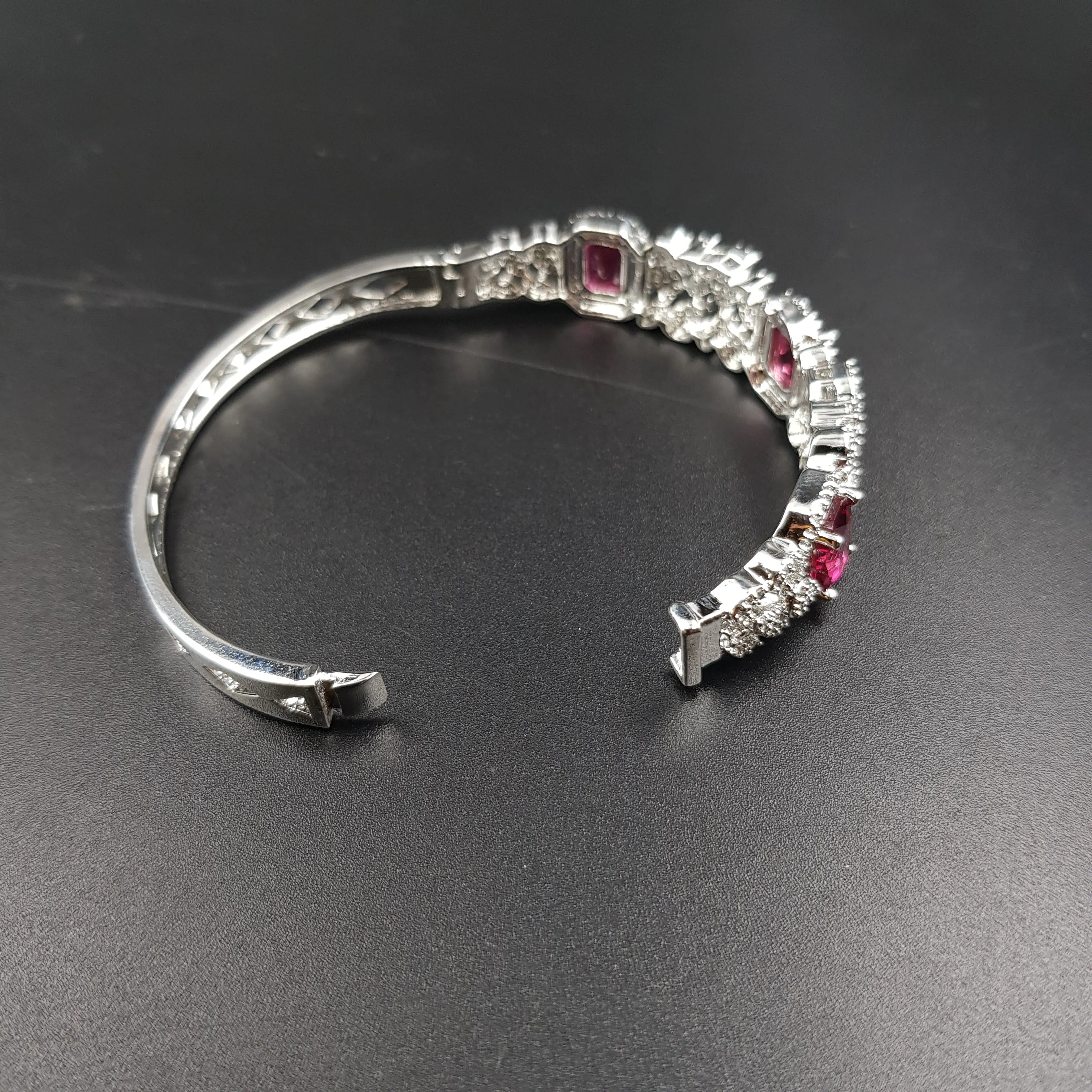 Zircon/AD Bracelet 10674-69