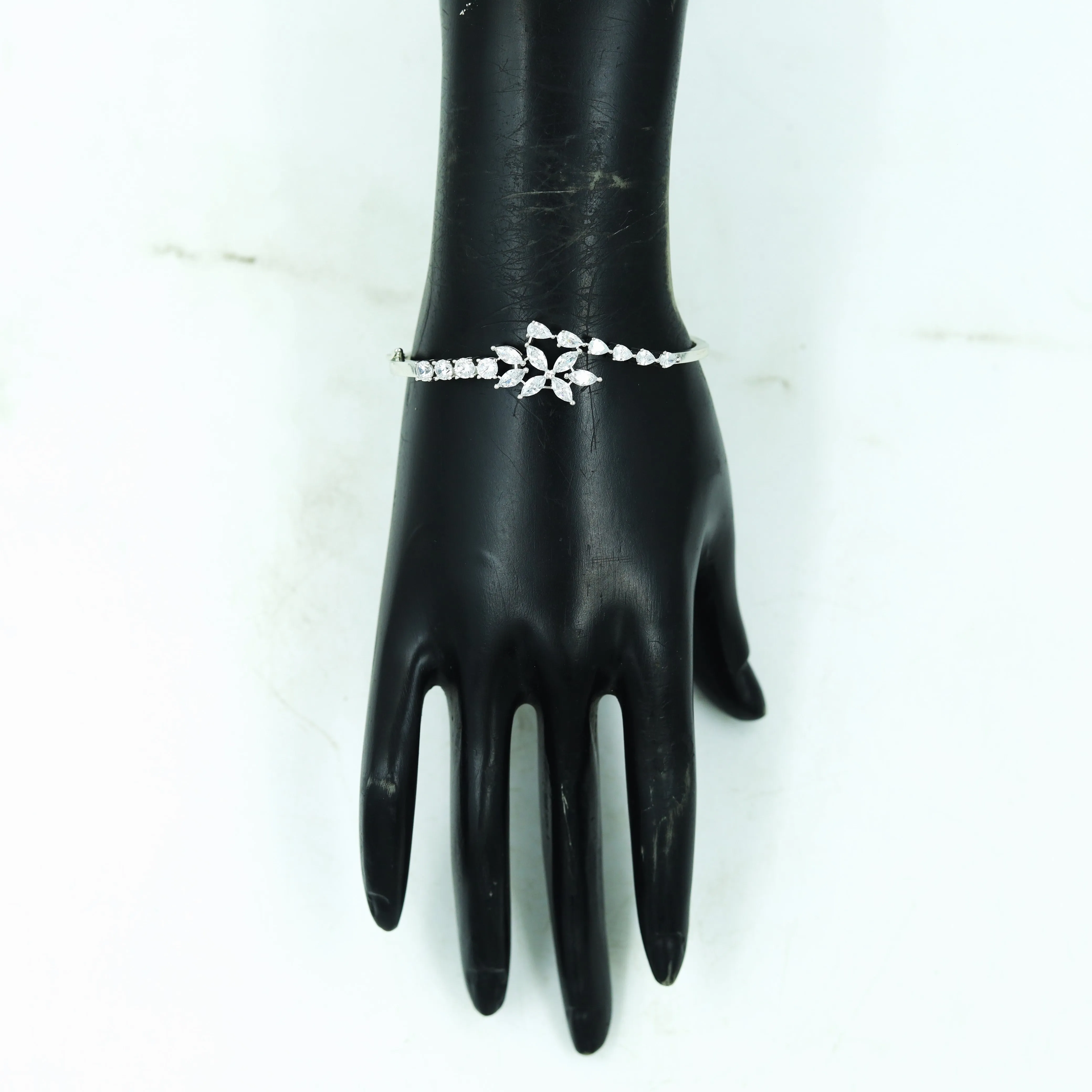 Zircon/AD Bracelet 16919-08
