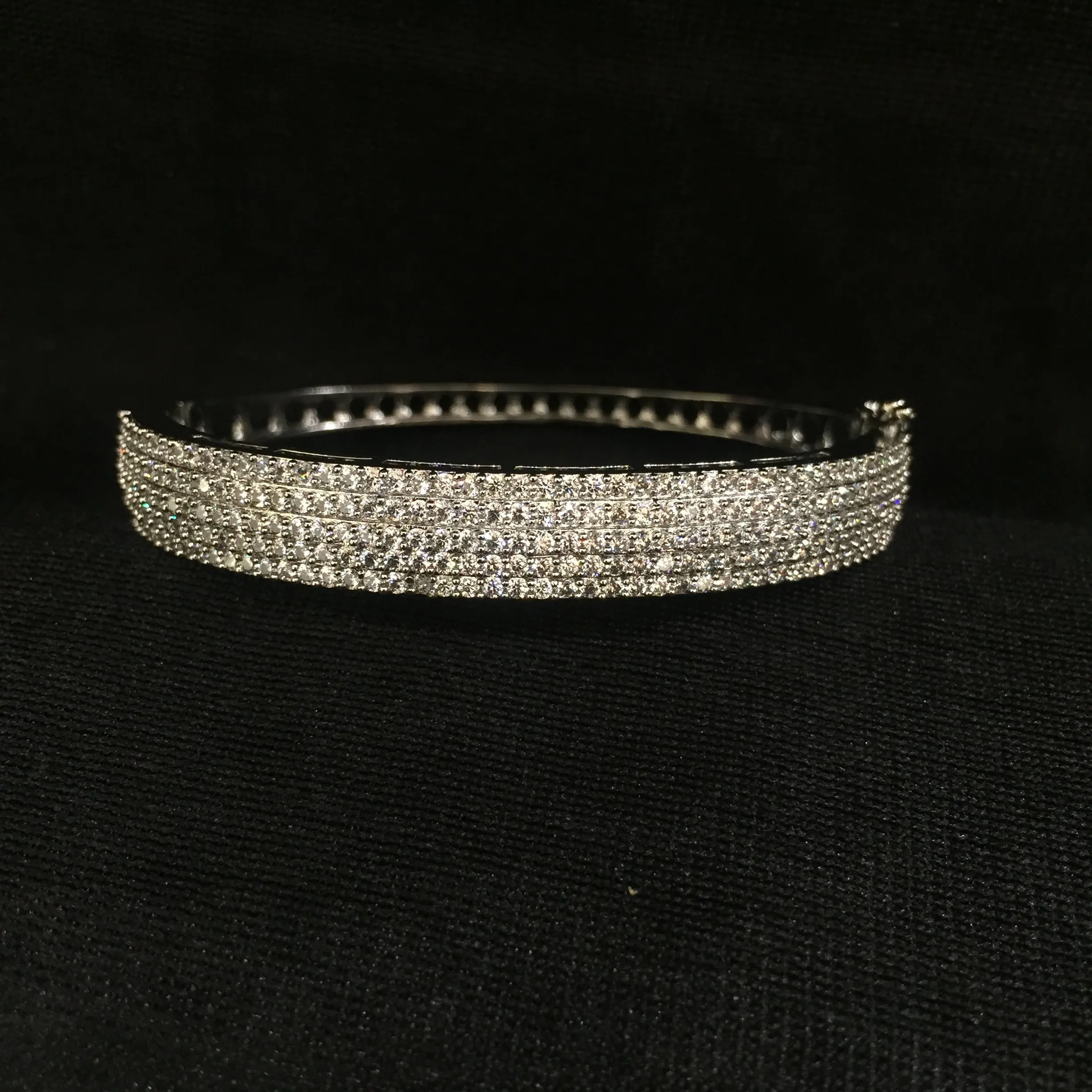 Zircon/AD Bracelet 6041-08